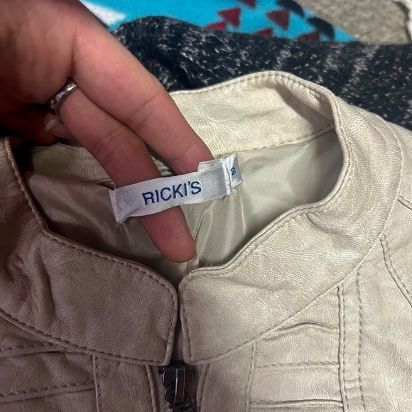 Ricki’s faux leather jacket - Picture 5 of 5